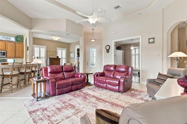 39118 GRIFFIN LANDING, Lady Lake, FL 32159