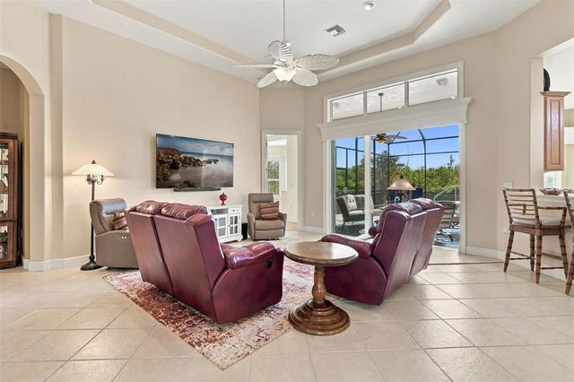 39118 GRIFFIN LANDING, Lady Lake, FL 32159