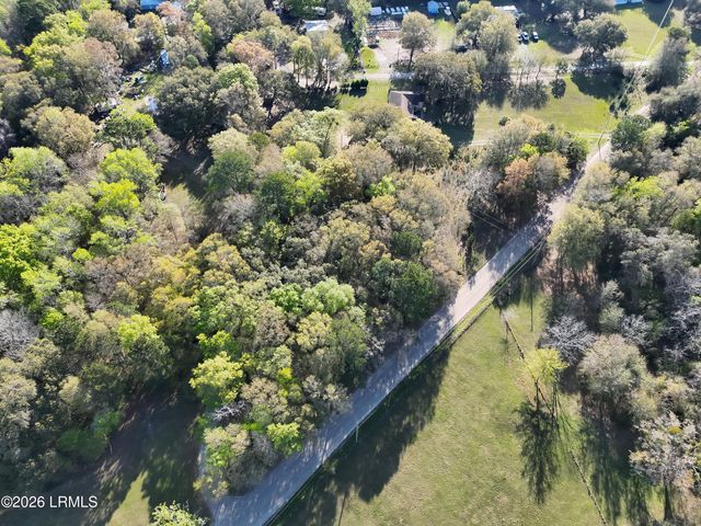 32 Jo Capers Road, St. Helena Island, SC 29920
