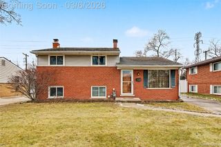 9228 Mueller Street, Taylor, MI 48180