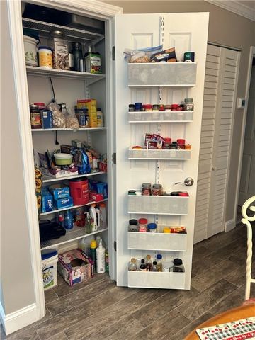 850 Mallery Street 9W, St Simons Island, GA 31522