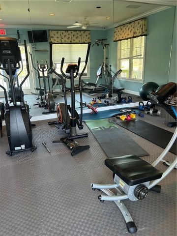 850 Mallery Street 9W, St Simons Island, GA 31522