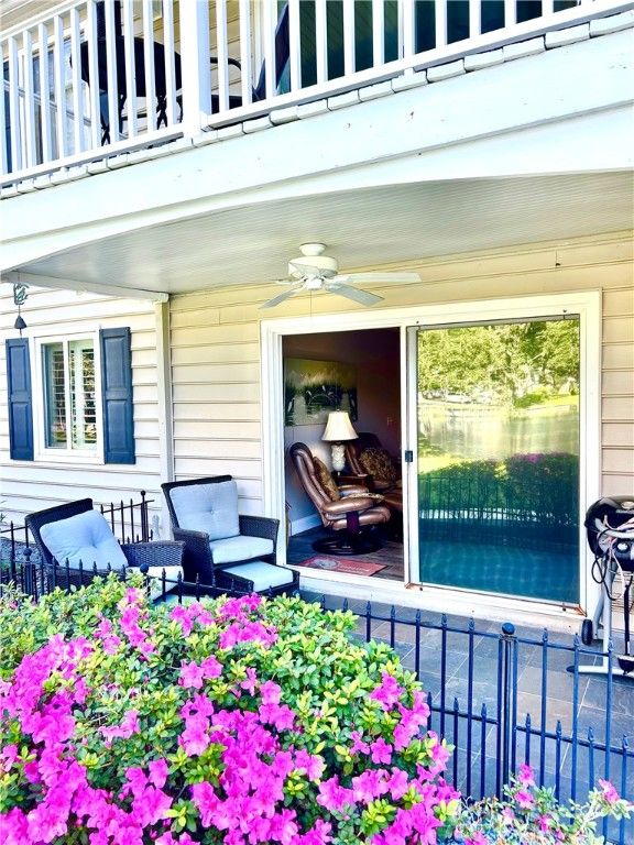 850 Mallery Street 9W, St Simons Island, GA 31522