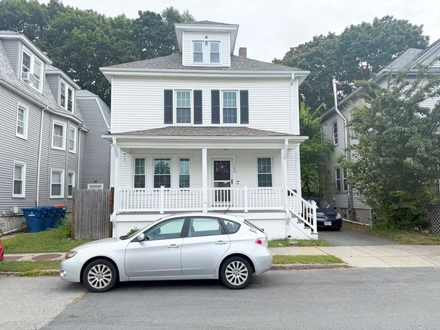 122 Armour St, New Bedford, MA 02740