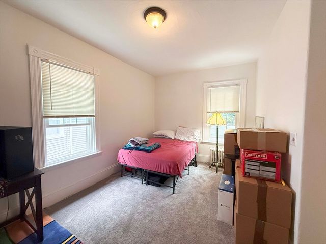122 Armour St, New Bedford, MA 02740