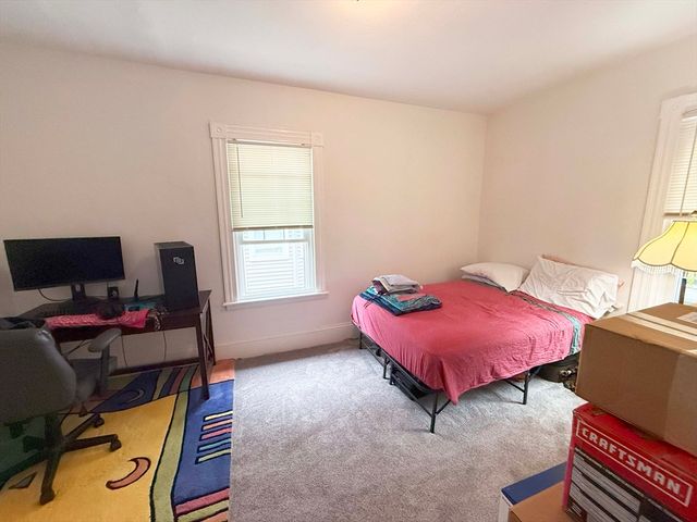 122 Armour St, New Bedford, MA 02740