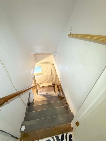 122 Armour St, New Bedford, MA 02740