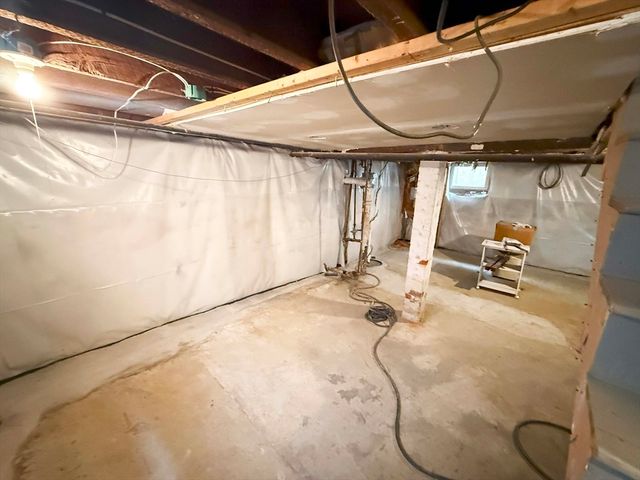 122 Armour St, New Bedford, MA 02740