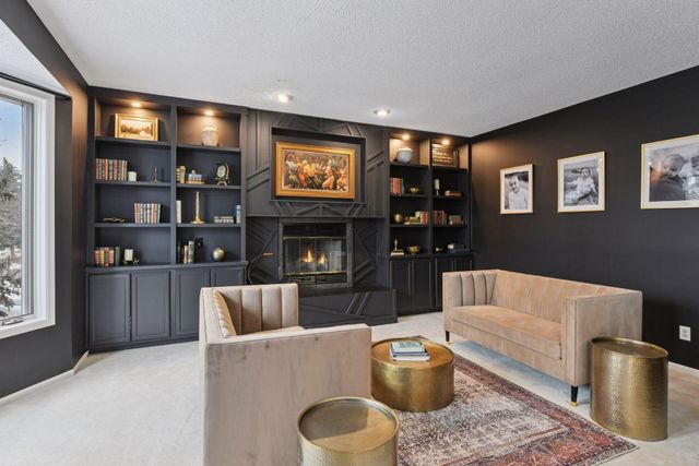 7041 Kenmare Drive, Bloomington, MN 55438