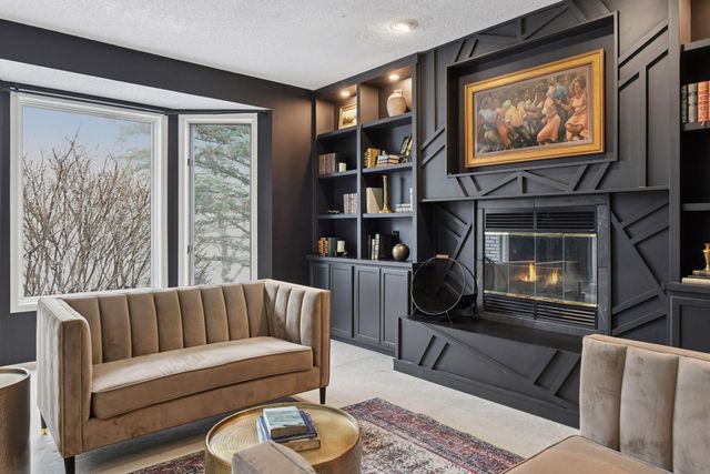 7041 Kenmare Drive, Bloomington, MN 55438