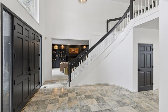 7041 Kenmare Drive, Bloomington, MN 55438