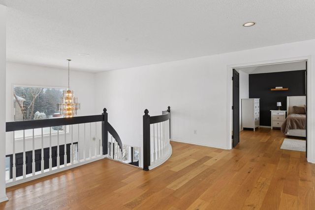 7041 Kenmare Drive, Bloomington, MN 55438