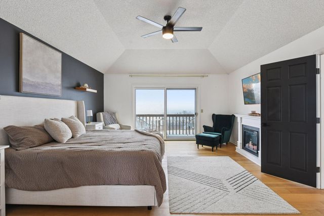 7041 Kenmare Drive, Bloomington, MN 55438