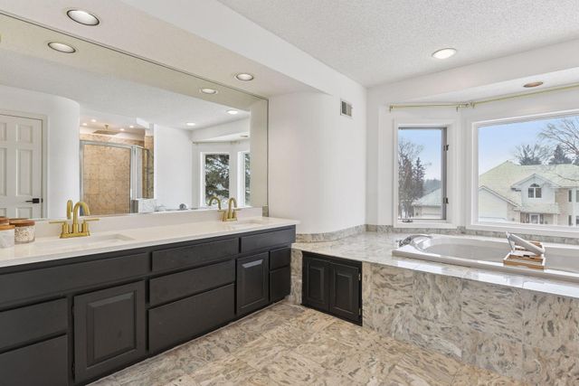 7041 Kenmare Drive, Bloomington, MN 55438