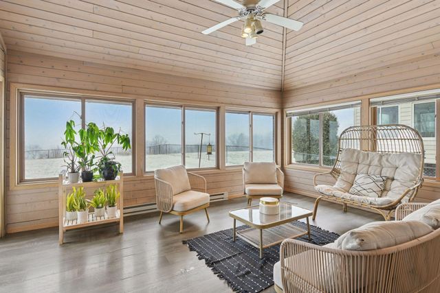 7041 Kenmare Drive, Bloomington, MN 55438