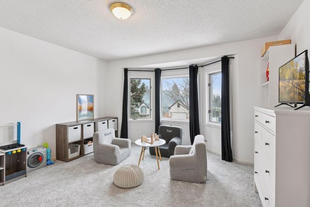 7041 Kenmare Drive, Bloomington, MN 55438