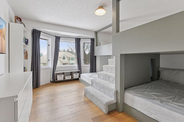 7041 Kenmare Drive, Bloomington, MN 55438