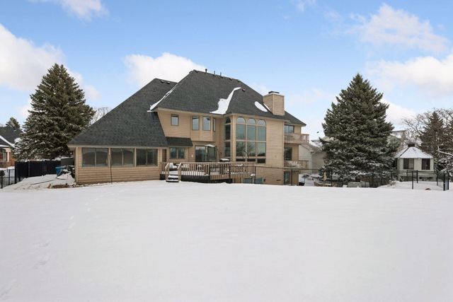 7041 Kenmare Drive, Bloomington, MN 55438