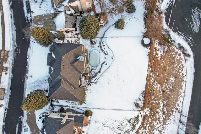 7041 Kenmare Drive, Bloomington, MN 55438