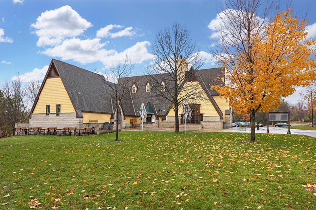 7041 Kenmare Drive, Bloomington, MN 55438