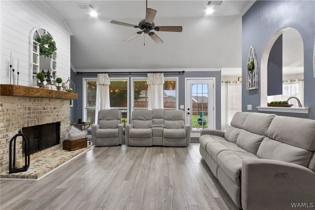 4712 Clear Creek, Northport, AL 35475