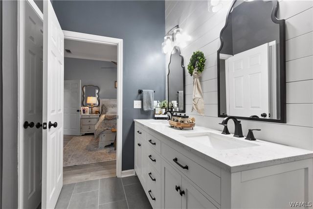 4712 Clear Creek, Northport, AL 35475