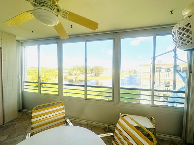 4101 Oakridge V, Deerfield Beach, FL 33442