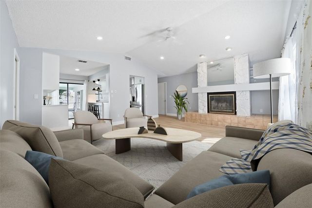 2931 PINEWOOD RUN, Palm Harbor, FL 34684