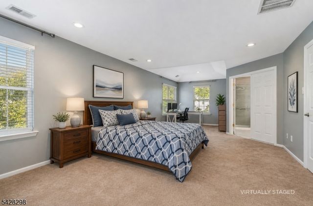 8 Miller Ln, Readington Twp., NJ 08889