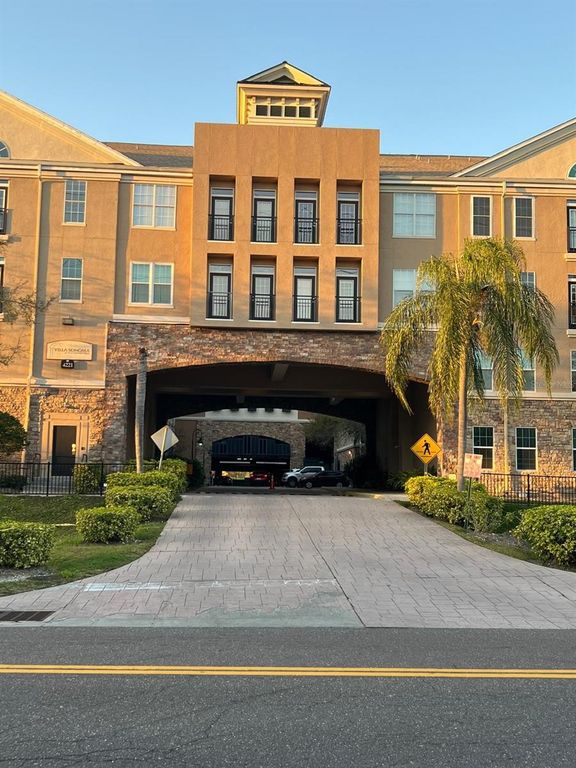 4221 W SPRUCE STREET 2222, Tampa, FL 33607