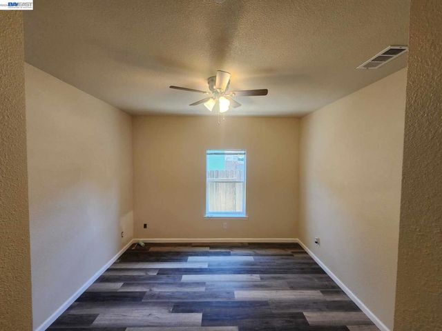 500 500 GERTRUDE AVE, Richmond, CA 94801