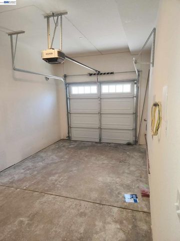 500 500 GERTRUDE AVE, Richmond, CA 94801