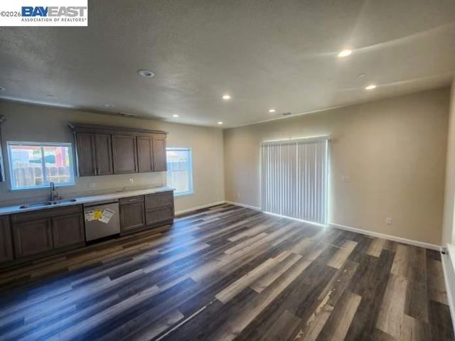 500 500 GERTRUDE AVE, Richmond, CA 94801