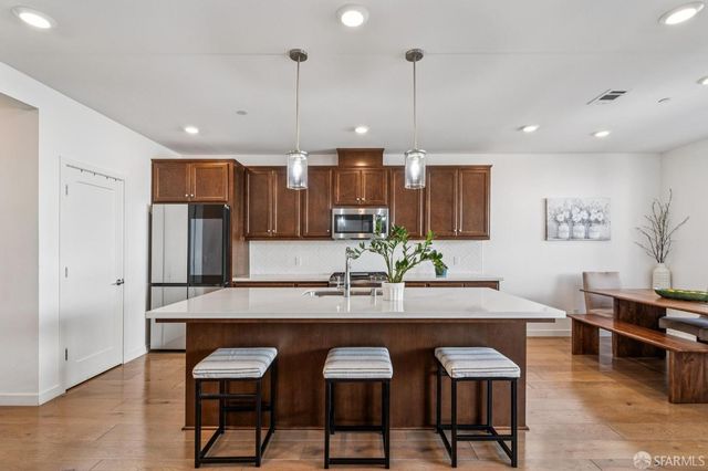 493 Cambridge Street, San Francisco, CA 94134
