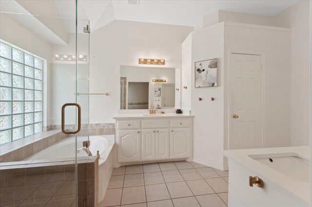 2811 Ashbury Drive, Richardson, TX 75082