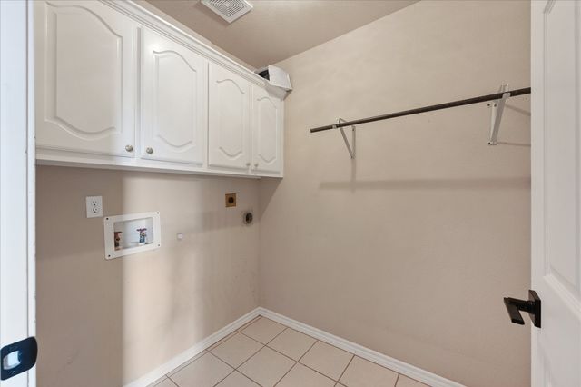 2811 Ashbury Drive, Richardson, TX 75082