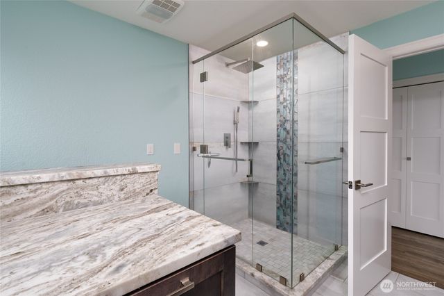 4211 Glasgow Way, Anacortes, WA 98221