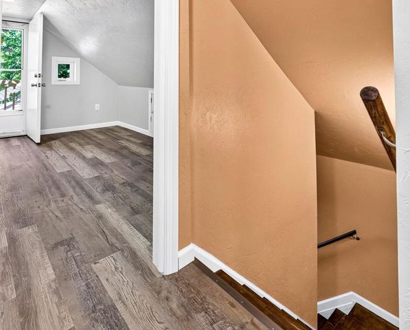 831 S BAIRD STREET, Green Bay, WI 54301