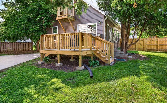 831 S BAIRD STREET, Green Bay, WI 54301