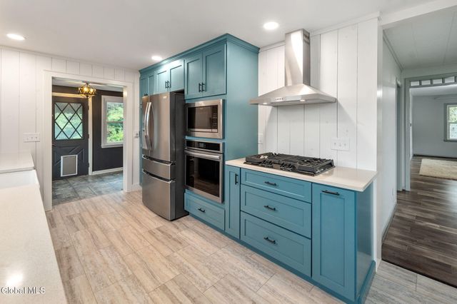 465 County Highway 102, Johnstown, NY 12078