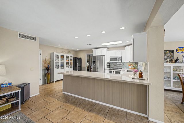 11822 N 38TH Place, Phoenix, AZ 85028