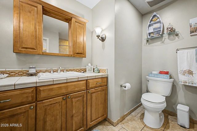 11822 N 38TH Place, Phoenix, AZ 85028