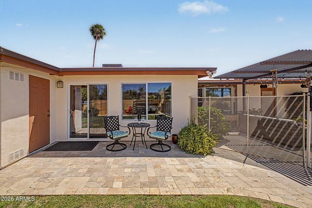 11822 N 38TH Place, Phoenix, AZ 85028