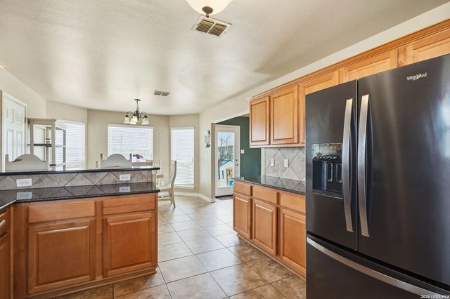 1163 County Road 323, Jourdanton, TX 78026