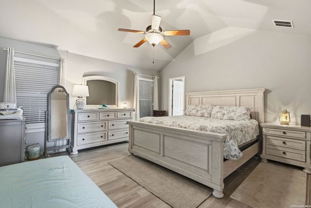 1163 County Road 323, Jourdanton, TX 78026