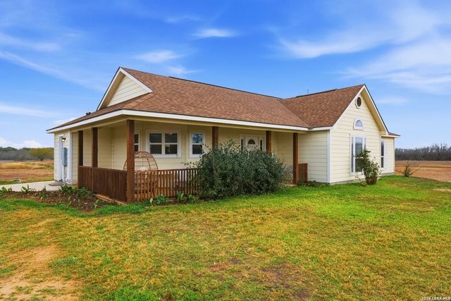 1163 County Road 323, Jourdanton, TX 78026