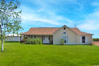 1163 County Road 323, Jourdanton, TX 78026