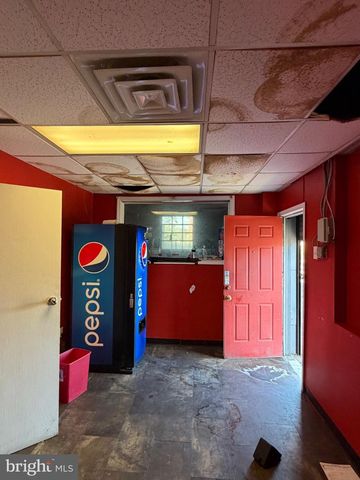 5737 ELMWOOD AVE, Philadelphia, PA 19143
