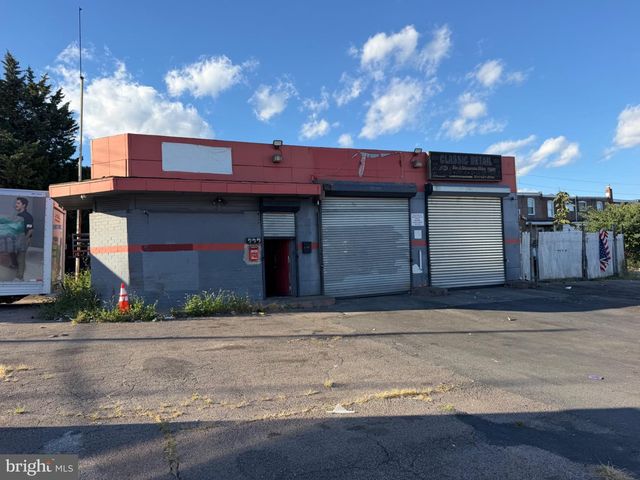 5737 ELMWOOD AVE, Philadelphia, PA 19143