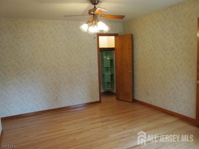 1818 W 4th W Street, Dunellen, NJ 08812